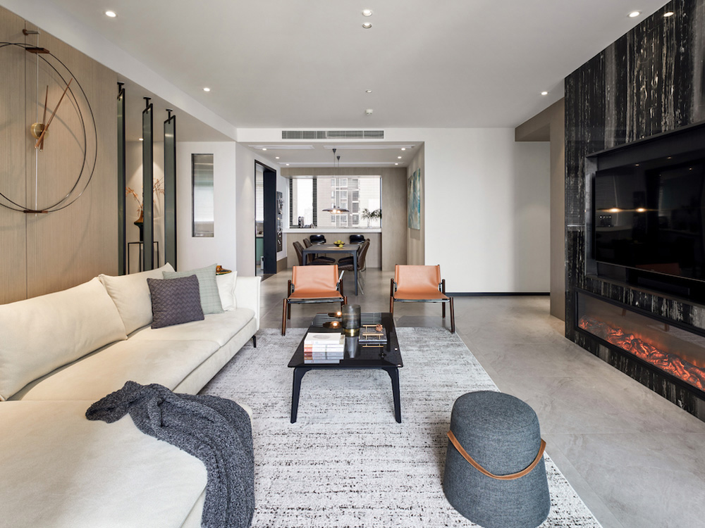 �������ϬF�����s�L�b���OӋ����